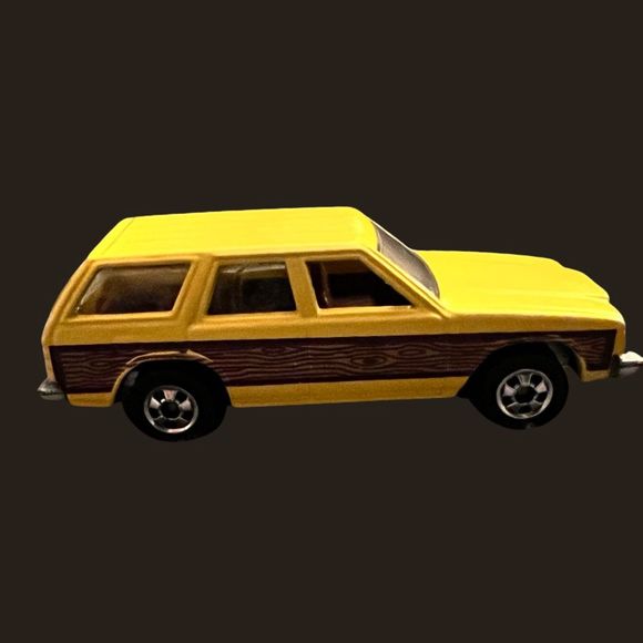 Vintage RARE Hot Wheels 1981 ARIES WAGON Hong Kong Original Old Station Wagon - Picture 3 of 4
